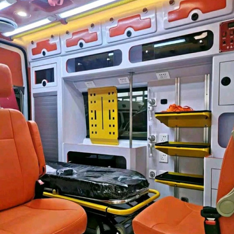 翁牛特长途救护车护送病人租赁价格